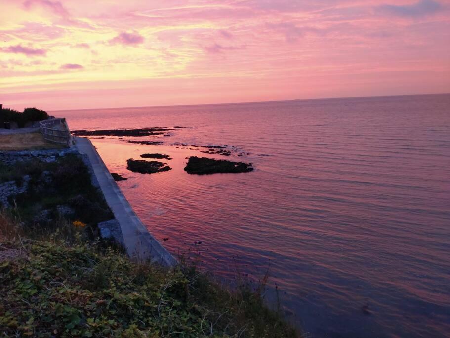 Spring Tide Cliff Top Glamping Pod With Direct Sea Views バーチントン エクステリア 写真